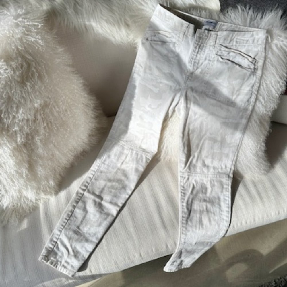 WILLIAM RAST  WHITE CAMO PANTS SIZE 30